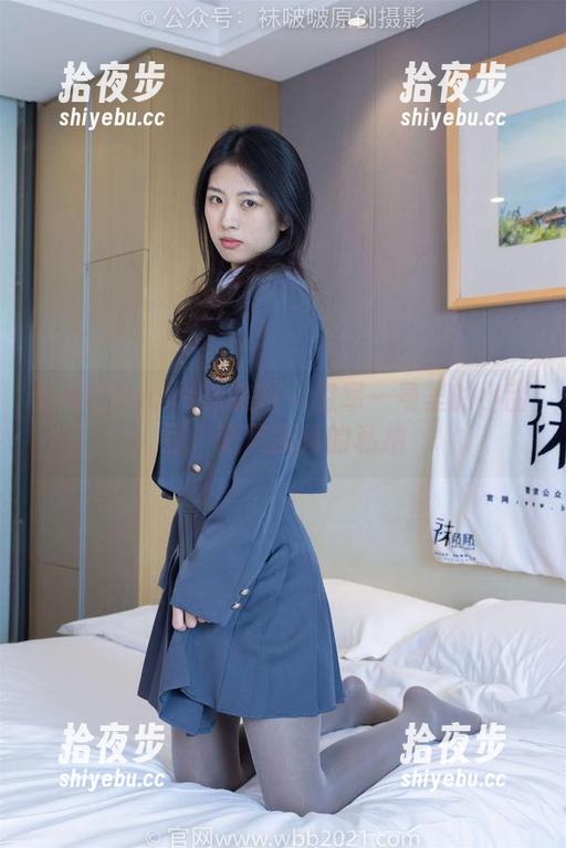 BoBoSocks袜啵啵-小甜豆 BoBoSocks袜啵啵 - 空军一号里的小甜豆,随风飘扬的私拍
