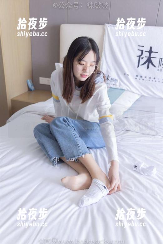 BoBoSocks袜啵啵-小甜豆 BoBoSocks袜啵啵 - 小甜豆的白丝魅惑:放下你的束缚,原图无圣光一针见血