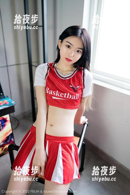 Feilin嗲囡囡-小蛮妖yummy Feilin嗲囡囡 - 夏日图册:小蛮妖yummy,这身影就像那道让人心神荡漾的海浪,让人意乱情迷。
