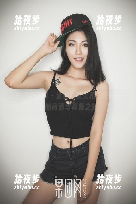GIRLT果团网 - 泳装，夏天和王语纯——我的高清写真集之旅