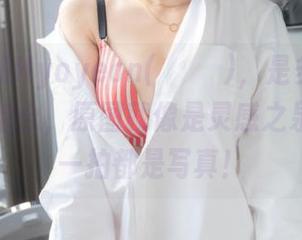 水手服和Hyoyeon(김효연)，是多么神奇的一对组合，原图就像是灵感之泉，随便一拍都是写真！