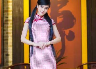 IMiss爱蜜社 – Winki丝姬的女友写真：好啦，拍着拍着，我的镜头对焦器又开始失灵了！