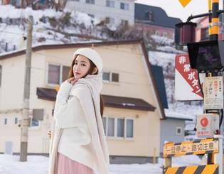 IMiss爱蜜社 – 精选自蕾蕾醒了没的女神写真集，你敢保证这不是照骗吗？真的是美得让人挺怕的。