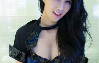 TuiGirl推女郎 – 那条白裙，竟然在何何夕的高清写真中变得飘逸无比！