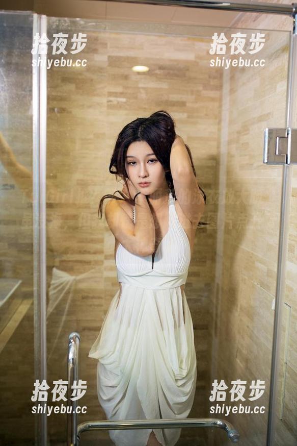 TuiGirl推女郎-李丽莎 TuiGirl推女郎 - 李丽莎的泳衣放大版,虽没海,但我却愣是想跳进去图片点开可太神奇了