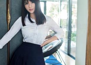 TuiGirl推女郎 – 图册：看松果儿在水手服里随意晃动，这种随性也太绝了吧。