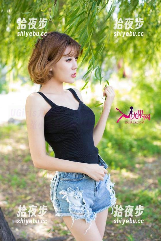 UGirls尤果网 - Josh以职业装为主题——张小西Ann的“干练”合集图片