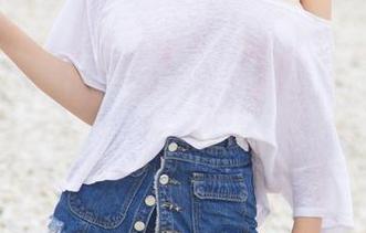 UGirls尤果网 – 福利升级！霓梓心的黑色图，轻轻松松引发各种想象。