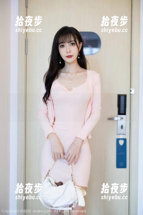 Xiuren秀人网-Candy糖糖 Xiuren秀人网 - Candy糖糖的私房连衣裙:裙子那么好,自己都想穿吧,哈哈。