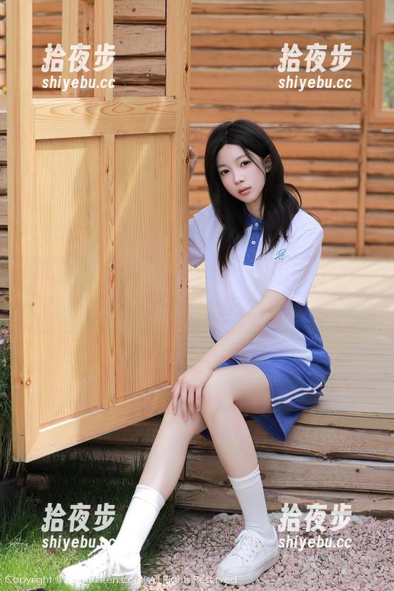 Xiuren秀人网-周井空 Xiuren秀人网 - “学妹”这个词安静得让人相信,周井空的资源暗藏玄机。