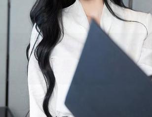 Xiuren秀人网 – 是小逗逗，长得这般养眼的JK合集，毫无抵抗力