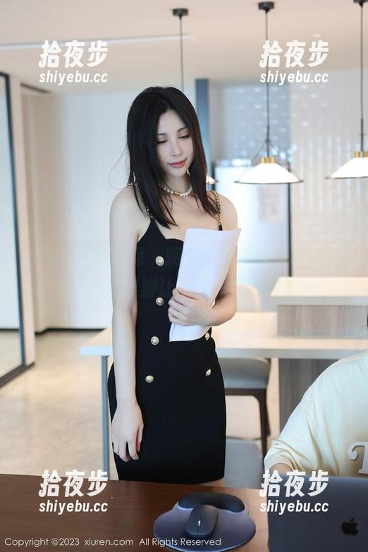 Xiuren秀人网-沈青黛 Xiuren秀人网 - 嗨,左手原图右手图包,沈青黛的美脚让我走入美的迷雾中。