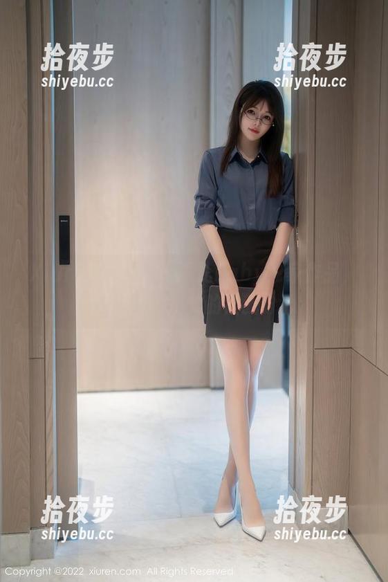 Xiuren秀人网-雨儿baby Xiuren秀人网 - 雨儿baby独家作品,这些美脚完美的让我分心