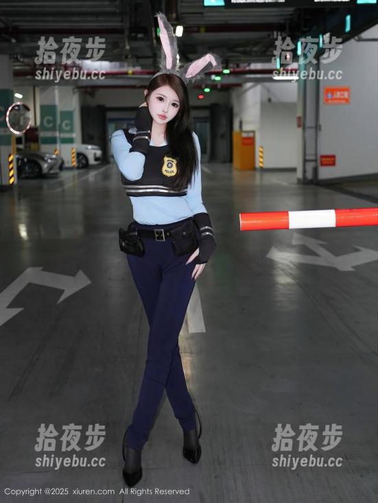 Xiuren秀人网-顾欣怡 Xiuren秀人网 - 私拍从未这么戏剧化,顾欣怡的原图继续撩动你的脑洞!