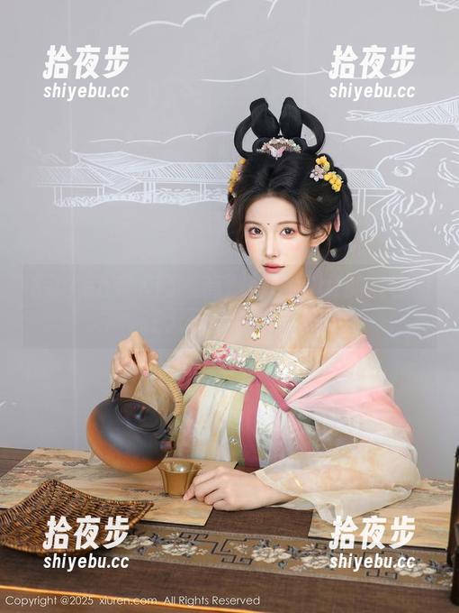 Xiuren秀人网-高溜MilkCat Xiuren秀人网 - 高溜MilkCat的黑白图集:在无圣光中找点乐子!