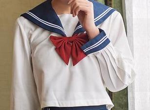 YouMi尤蜜荟 – 周波儿的圣诞写真，照片里每一个模型都在和我说，‘快来拍我，有节日氛围哦！’