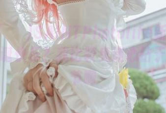 Yuna(윤아)SAINTPhotolife新图包上线，圣诞快乐？我比较鬼迷心钻于每个细节啊