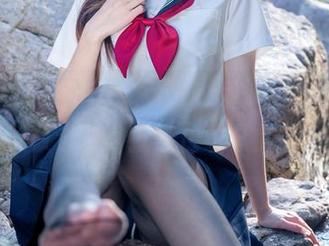 最新写真发布ing，miko酱ww和她的“制服改造”，打破传统从此变色！