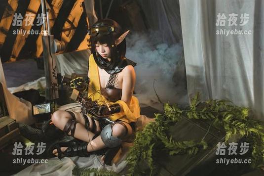 三无人型 为什么这套装cos看起来这么燃?三无人型,快来下载吧!