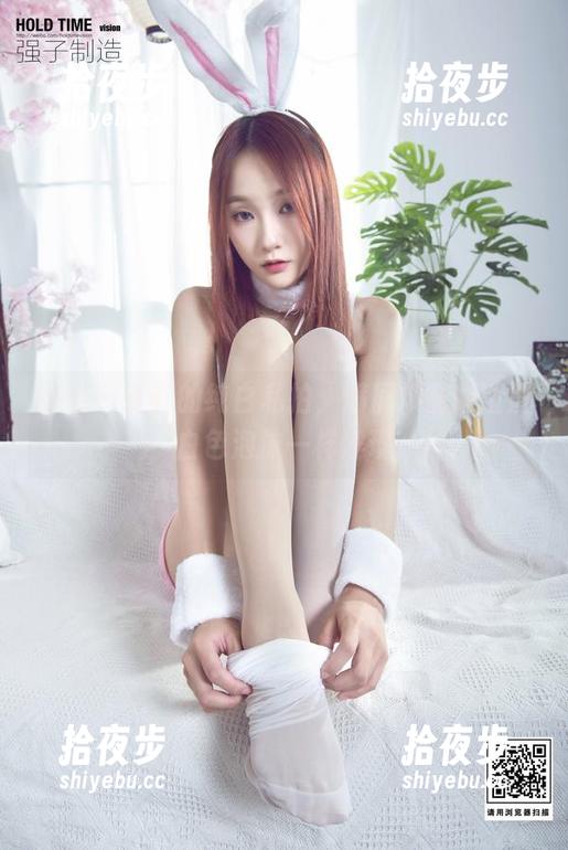 丽柜-轩轩 丽柜 - 轩轩的纯白私拍,满屏烦恼像渣渣白色泡沫一样浮现