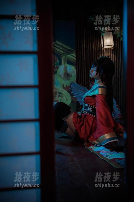 伊喵君_Nya 不得不说,伊喵君_Nya这套碧蓝航线原图的小光辉,绝对比我单纯想象的要丰富很多。