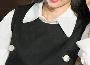 克拉女神 – 一张清晰的靓脸和次元壁里的素足——柠西的高清写真你根本想不到！