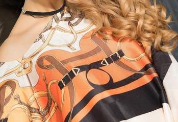 克拉女神 – 芝月的制服合集，没想到这也能这么好看！难以抗拒的美图！