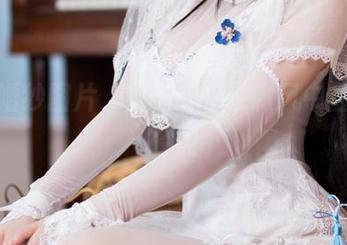 这些婚纱图片，前羽_rr在微风中显得好轻盈