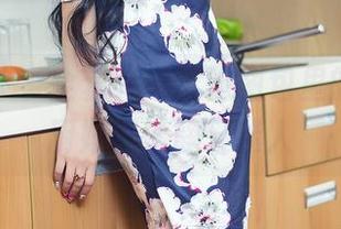 头条女神 – 全套介绍，这图包里的俞公主厨娘既恬静又迷人