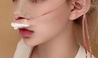 微密圈 – 这就是奈斯希希的豹纹全套，图集让人想聊点啥，唔，没啥想法。