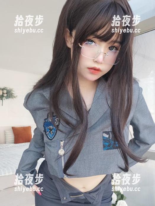 女主K 女主K的白双子,图片很直接呀,资源想不想来一发?