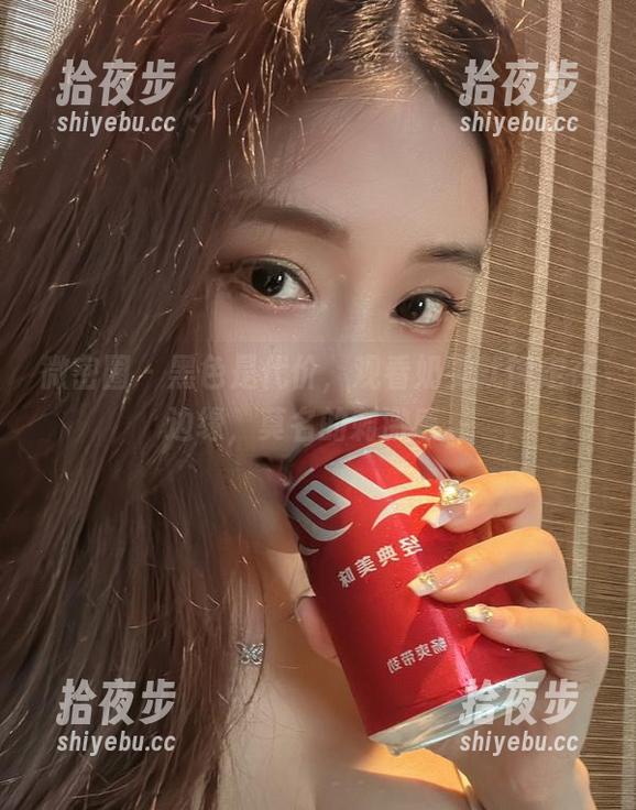 奶雯 微密圈 - 黑色是代价,观看奶雯就像走在边缘,莫名的刺激感。