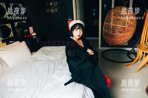 把孙乐乐(손예은)水手服写真放进网盘，然后闭上眼睛想象自己是船长！