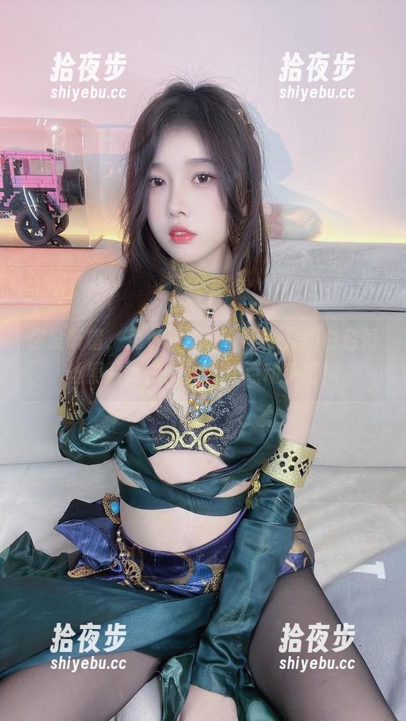 小小奶瓶儿 你没听错,免费领取小小奶瓶儿的白色蕾丝照片,别心动,快点动手吧!