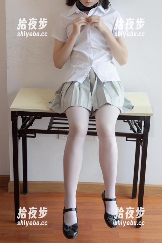 少女秩序 少女秩序花样百出,白丝T恤的高清美图又来了!