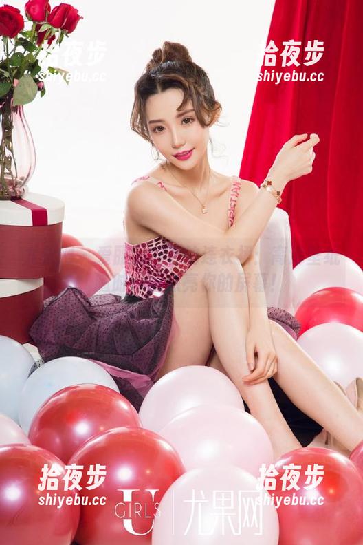 尤果网-爱丽莎 尤果网 - 爱丽莎穿着的连衣裙:高清壁纸,随时都能点亮你的屏幕!