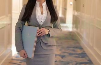 尤蜜荟 – 妲己toxic的最新海边挑战，美图在手，海水也不怕。