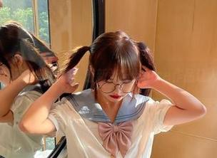 微密圈 – 短裙不止是衣服，最新张思允nice作品让人思绪万千。