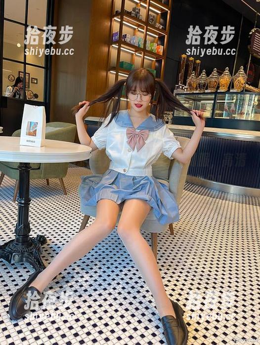 张思允nice 微密圈 - 当张思允nice穿上JK制服,高清写真集中的每一帧都有一丝不安分!