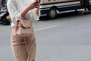 微密圈 – 没看错，张老师这组油光写真洗脑程度爆表！