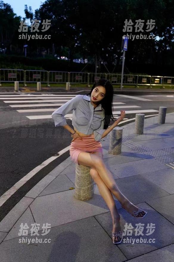 微密圈 - 你见过徐珺大哥那只毛绒豹猫吗？那组写真真是给我加了个大凶兽的标签。