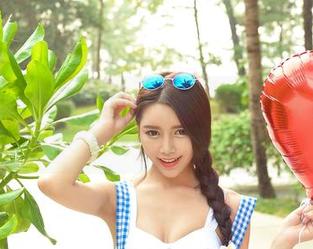 推女神 – 牛仔裤的神奇力量，顾欣怡带你下载一下吧！