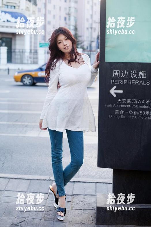 推女郎-娜露 推女郎 - 对于娜露的写真资源,温柔的底线到底在哪里?