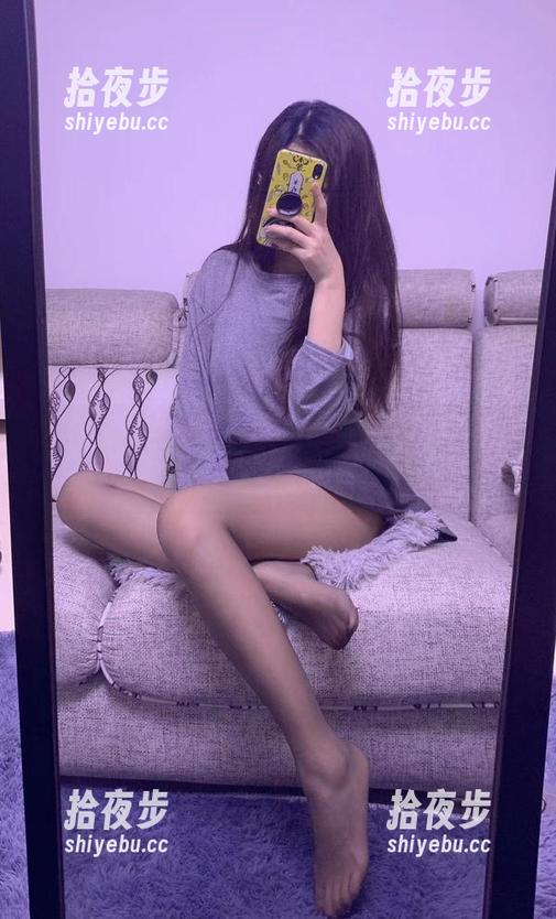 提袜少女 微密圈 - 来自海边的呼唤,提袜少女的袜子,别样风景!不收费,全是美图