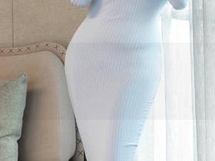 星颜社 – 清妙的短裙写真集：谁说裙子不能走到天边？