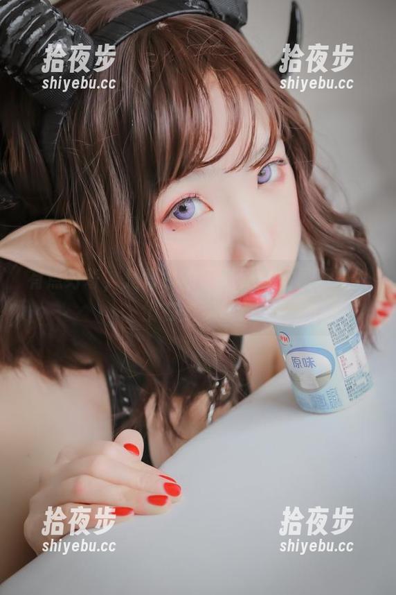 是青水 有点好奇,是青水的写真界女王是不是偷偷在美梦里?