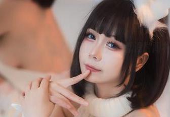 末夜787的校园合集：为了拍照真的，妆都没时间补…说好的“悠闲”呢？