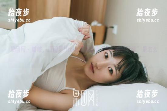 果团网-little贝壳喵 果团网 - 咳咳,原图里little贝壳喵身上的“校园元素”是怎么来的?