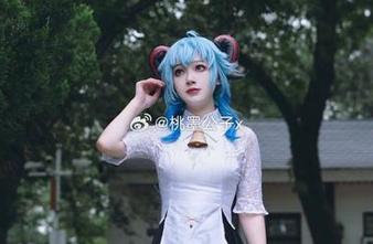 这里有桃墨公子和她那撩人的粉色，别说我没提醒你。