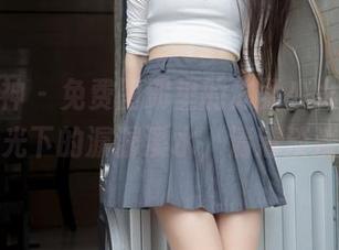 梦丝女神 – 免费图册里的苏柔少女，像阳光下的潺潺溪水，清清淡淡